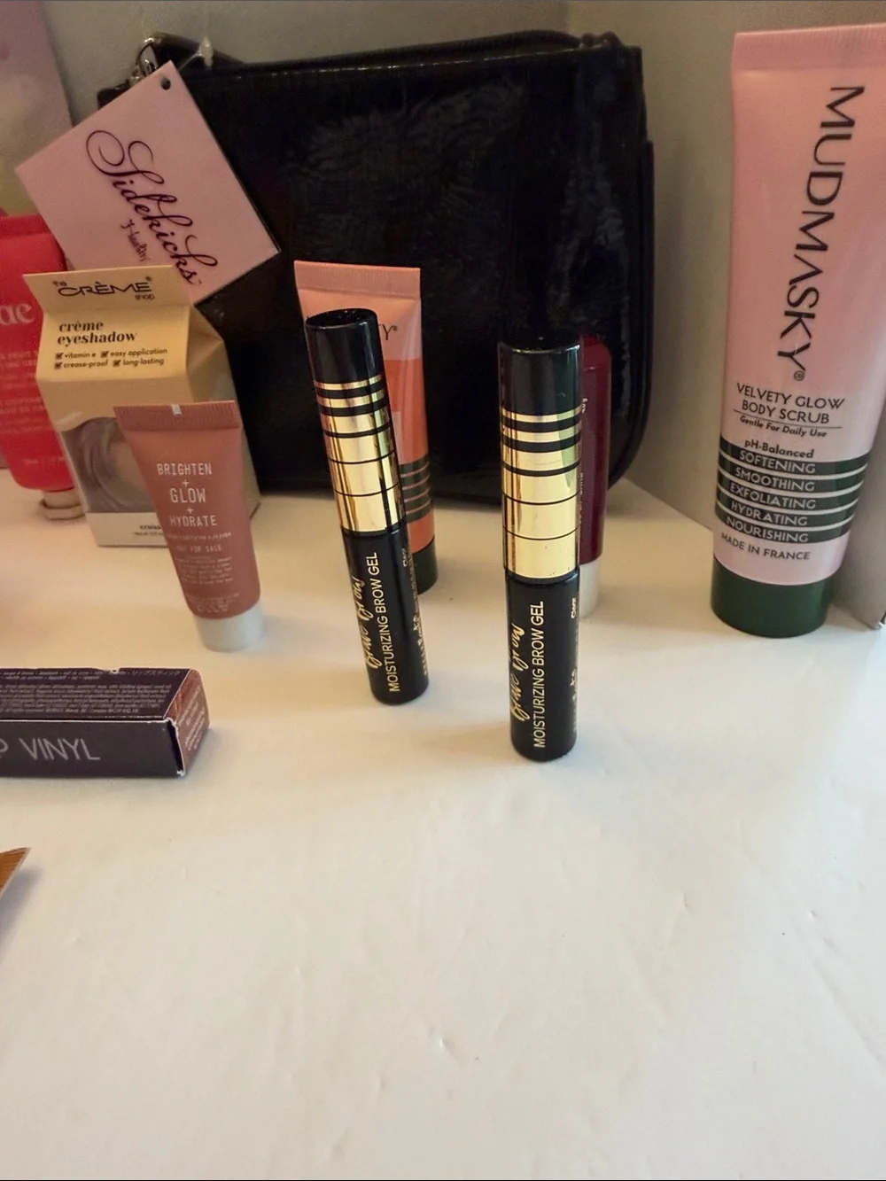20 pieces Plus Bag Makeup and Skincare Collection